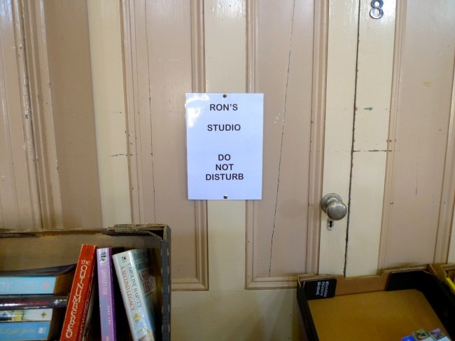 Ron's Studio: Do not disturb