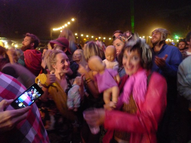 Drunk Mum fans again