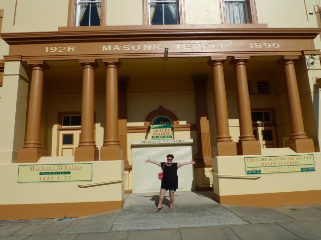 Salote at the Masonic Temple 