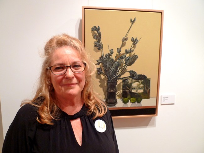 robyn-sweaney-and-her-work-full-circle