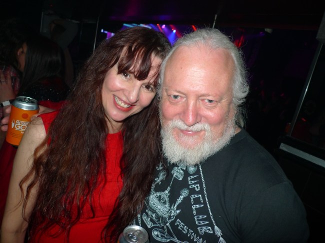 music-fans-michelle-and-jon